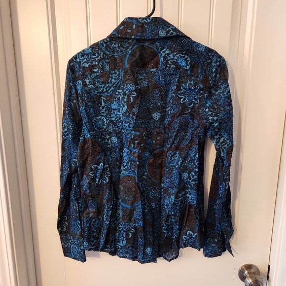 NWT Semi-Sheer Medallion Patterned Long Sleeve Button-down Blouse - Picture 2 of 4
